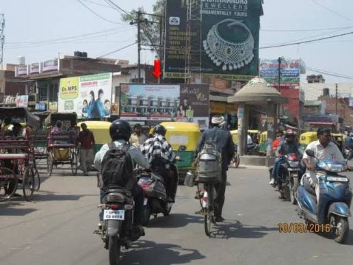 Madhu Nagar Chauraha Agra: Location, Directions, Nearby Areas