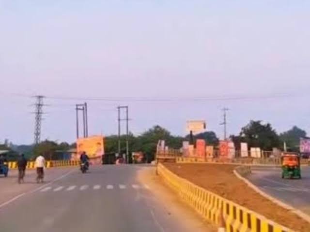 Mawai Chauraha Amirpur: Location, Directions, Nearby Areas